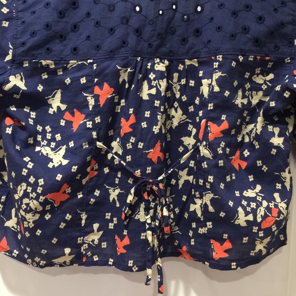 Hollister Crop Top Navy w Bird Print Eyelet Small - Picture 4 of 6